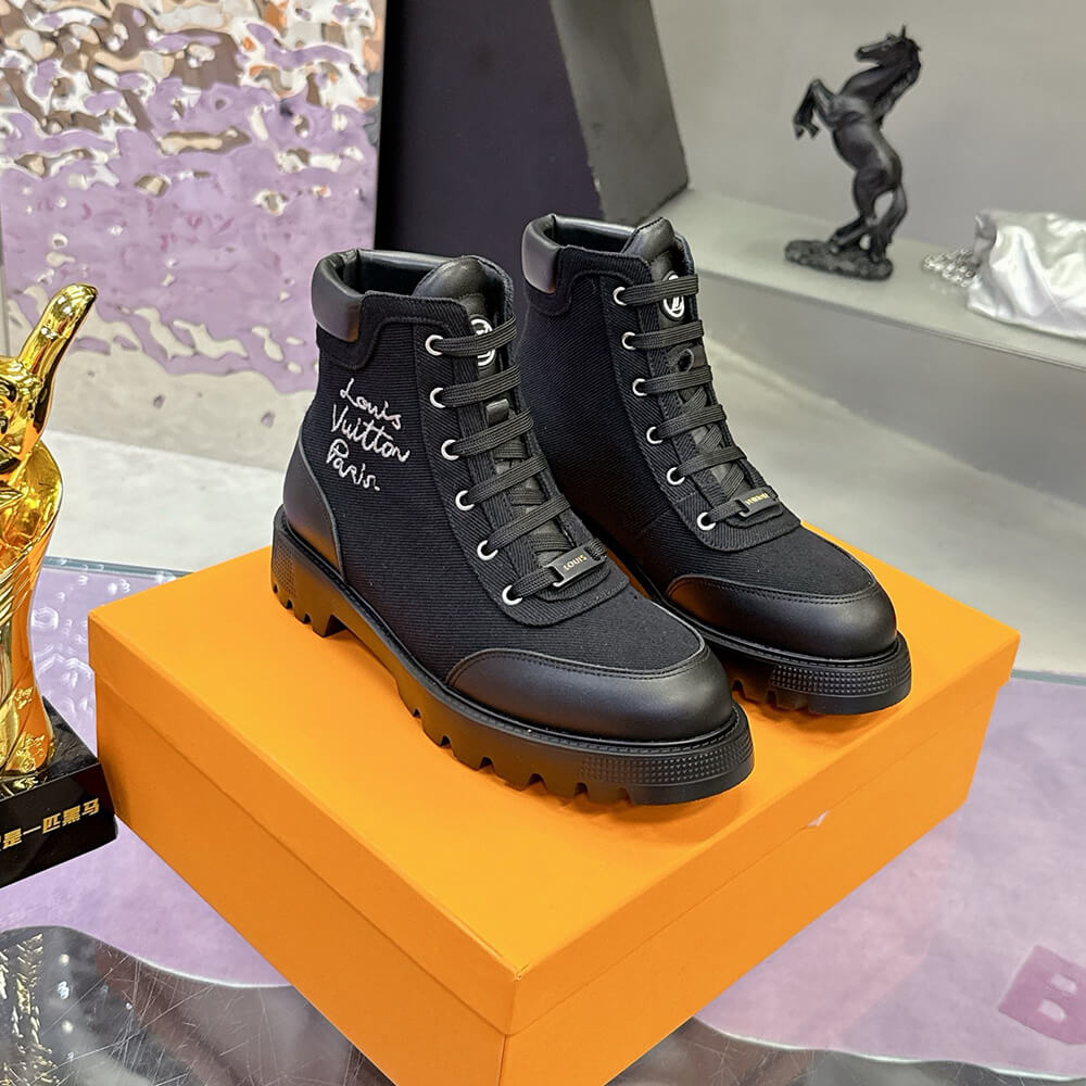 LV District Ankle Boot Ranger