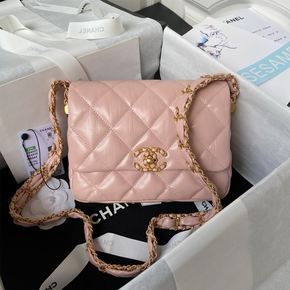 CHANEL MINI FLAP